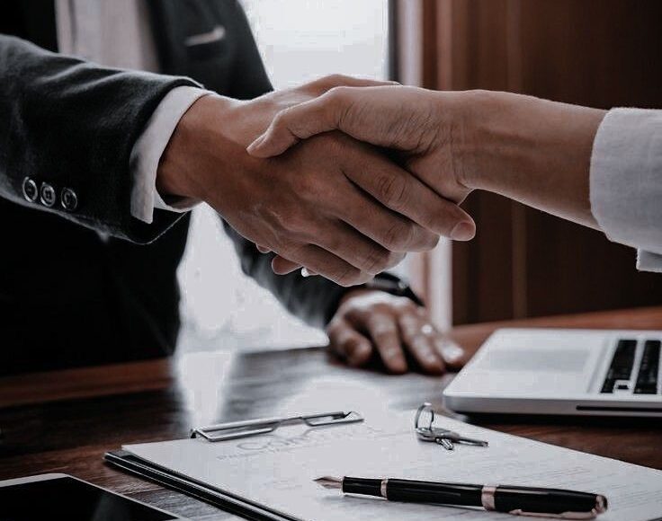 Cum să citești un contract